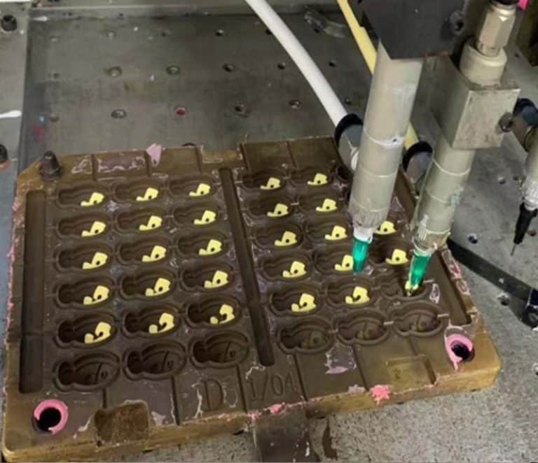 How Can You Glue Silicone Together? ZSR