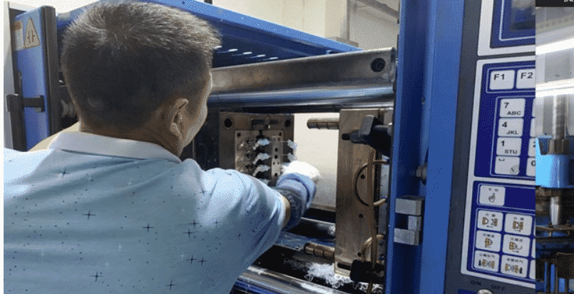 Liquid Silicone Rubber LSR Injection Molding 3 - Custom Corrugated Folding Silicone Water Cup | Australian 2026 Project - Z.S.R.
