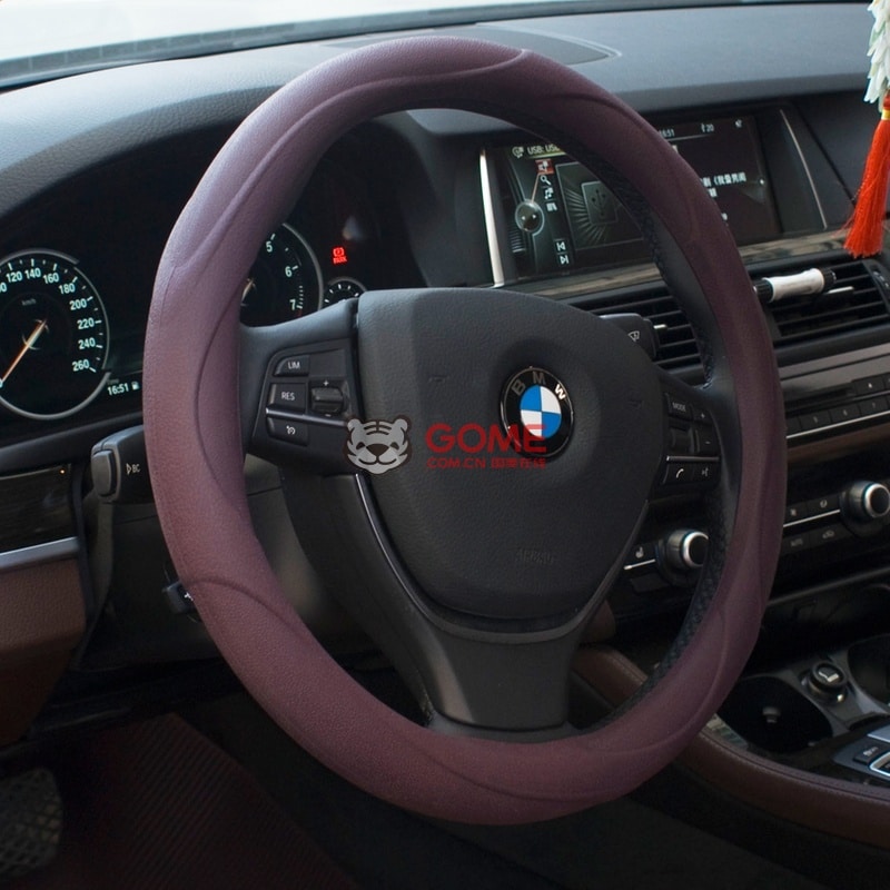 Silicone leather steering wheel cover - The trend of silicone leather in automotive interiors - Z.S.R.
