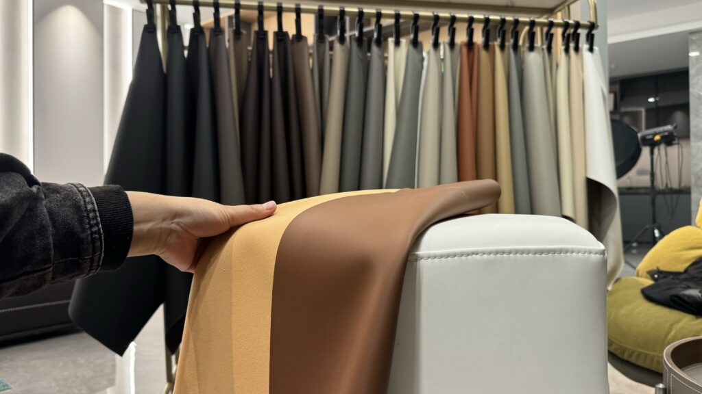 Cushion silicone leather - Cushion - Z.S.R.