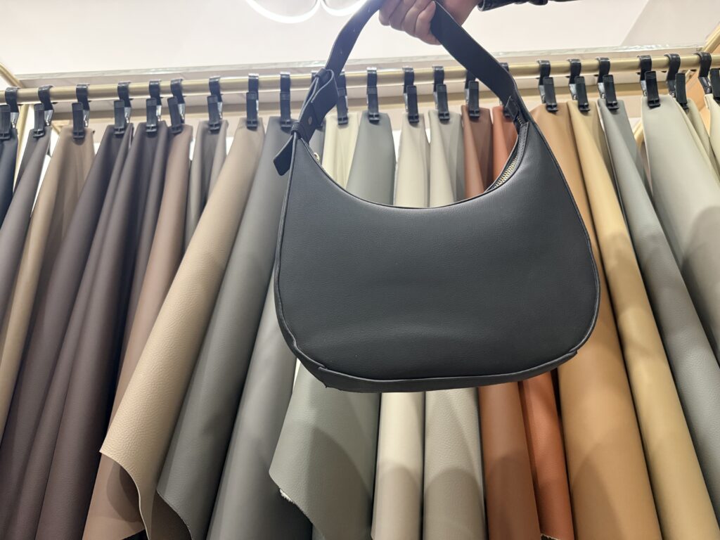 luggage and handbag silicone leather - Luggage and handbag - Z.S.R.