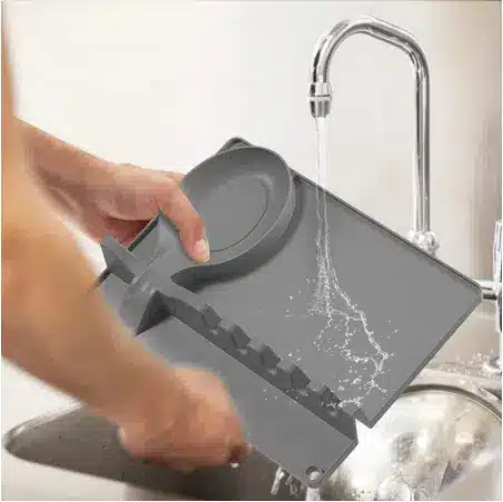 Silicone Spoon Rest Manufacturer.png - Silicone rubber vs. Rubber: How to Choose Between These Two Elastic Materials? - Z.S.R.