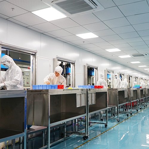 Silicone baby products compression molding workshop