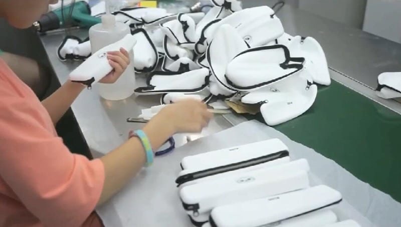 Silicone pencil bag QC after stitching - How To Create Your Silicone Cases? - Z.S.R.