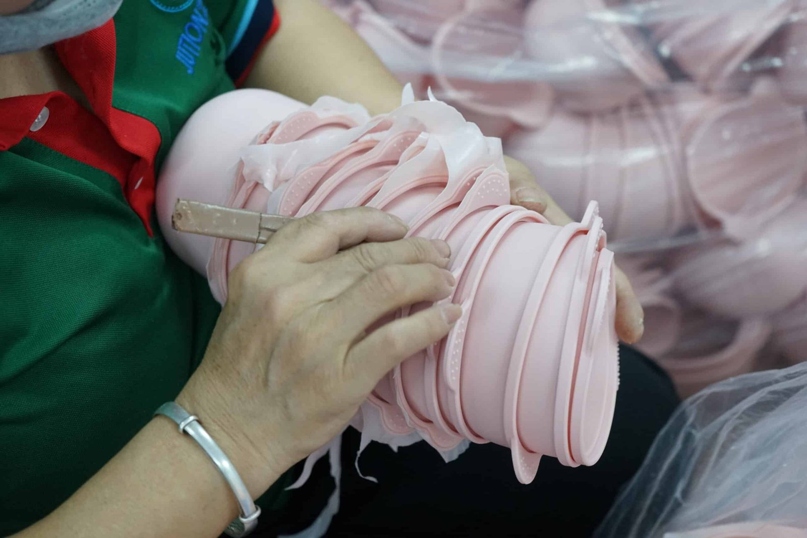 Triming the silicone molded products scaled - How to create private silicone mats? - Z.S.R.