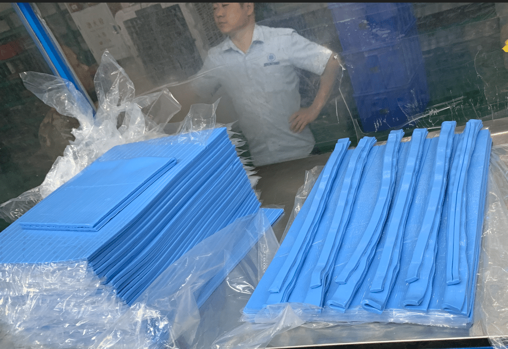 Weight the material silicone body scrubber - How to create private silicone shower scrubber or body scrubber? - Z.S.R.