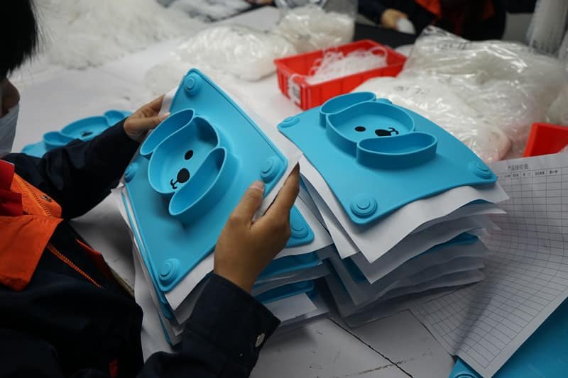 silicone feeding plate Final QC - How to create private silicone plate? - Z.S.R.