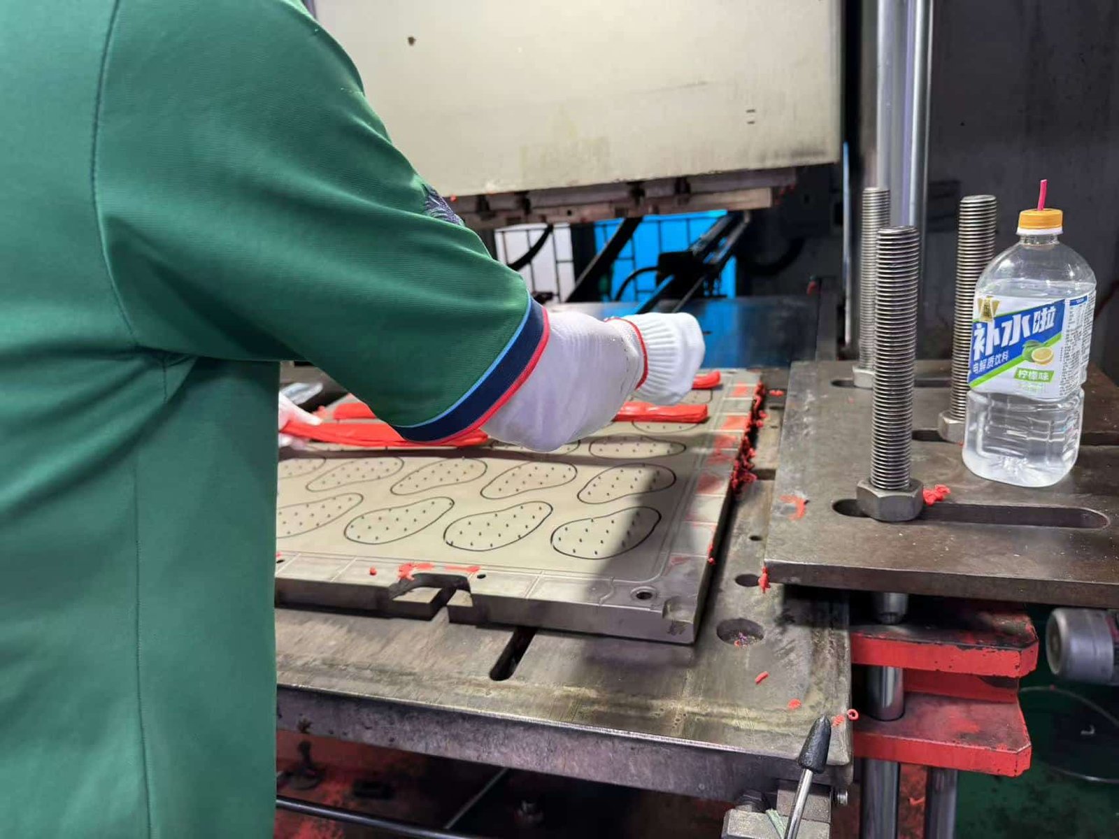 微信图片 20241030121009 - How to create private silicone trays? - Z.S.R.