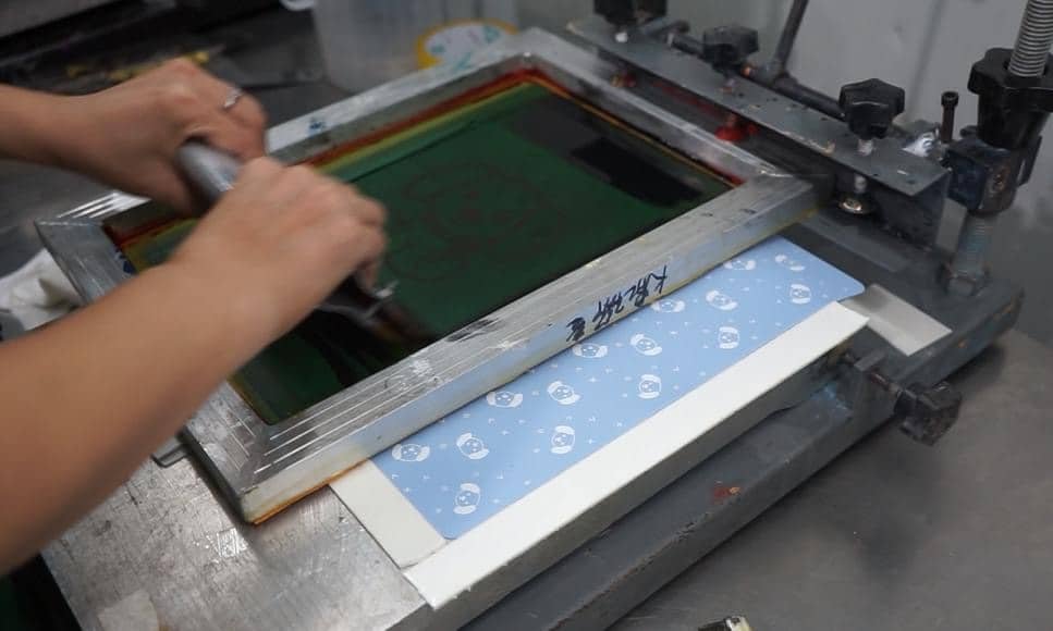 Screen printing silicone protector - How to create private silicone protector? - Z.S.R.